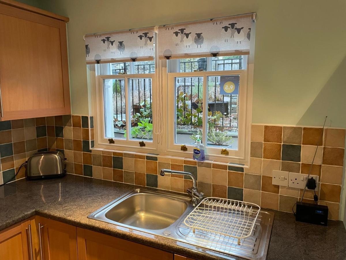 Ivythwaite Cottages ウィンダミア エクステリア 写真